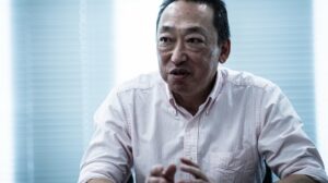 小林 靖尚の写真